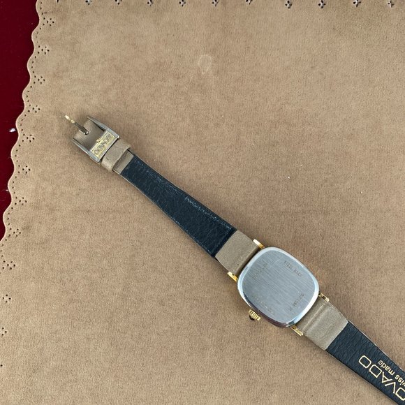 Vintage 1970's  Movado Ladies Watch 17 Jewel Mechanical Zenith Swiss Factory Mvt - Picture 7 of 10